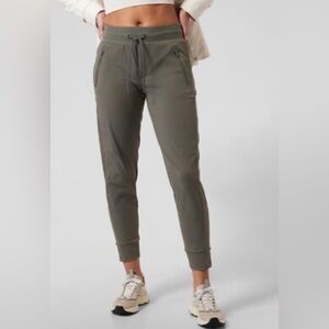 Athleta Sage Green Relaxed Pants size 8 Tall